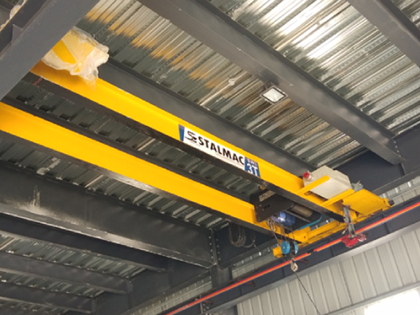 Low Head Crane Manufacturer & Exporter in Ahmedabad, Gujarat, India