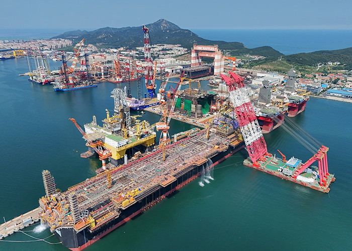 EOT Cranes for Shipbuilding